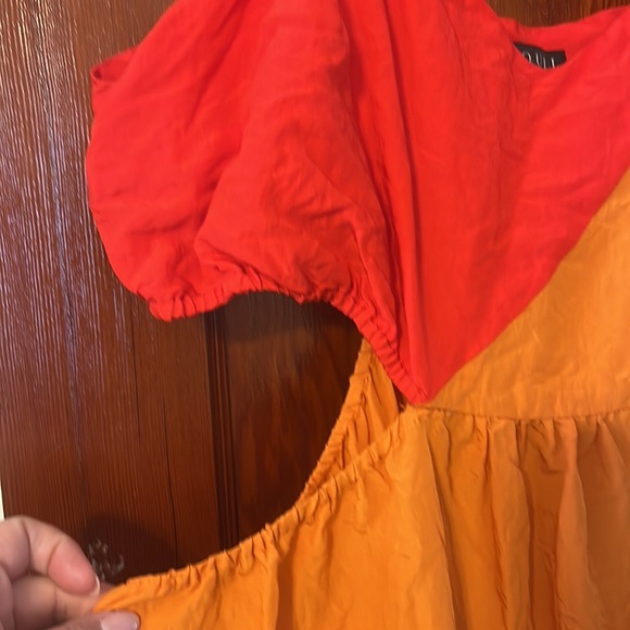 Cutout maxi dress - Picture 3 of 5